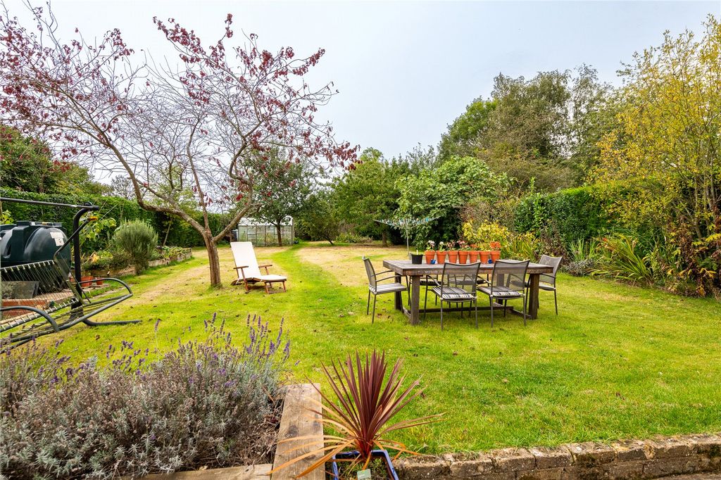 Property photo 2 of 30 Picture No. 04