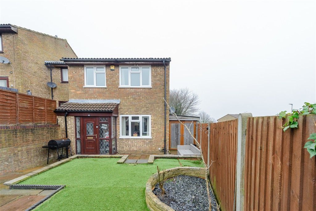 Property photo 1 of 9 External (Brochure)