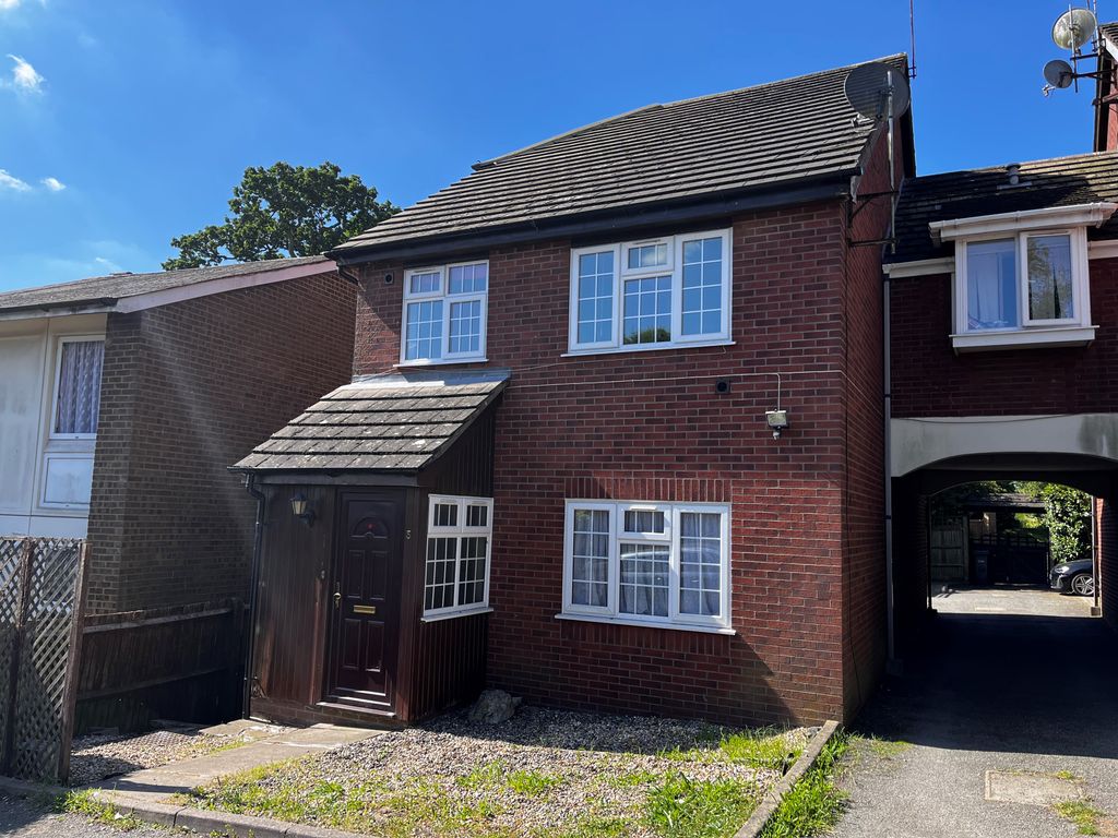 Property photo 1 of 5