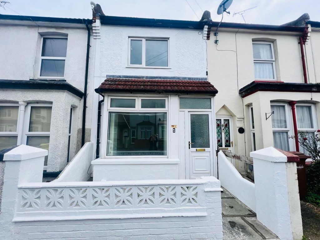 Property photo 1 of 10 4667312