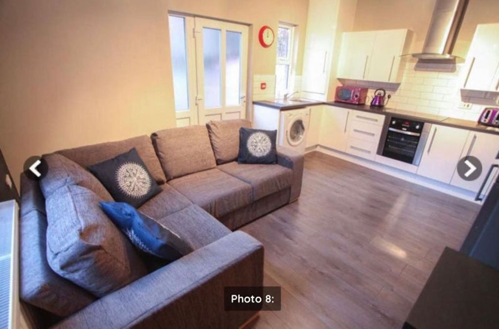 Property photo 3 of 6