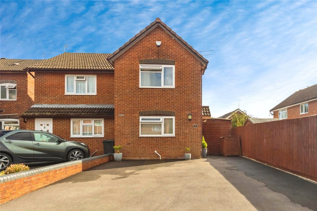 Property photo 2 of 21 Picture No. 22