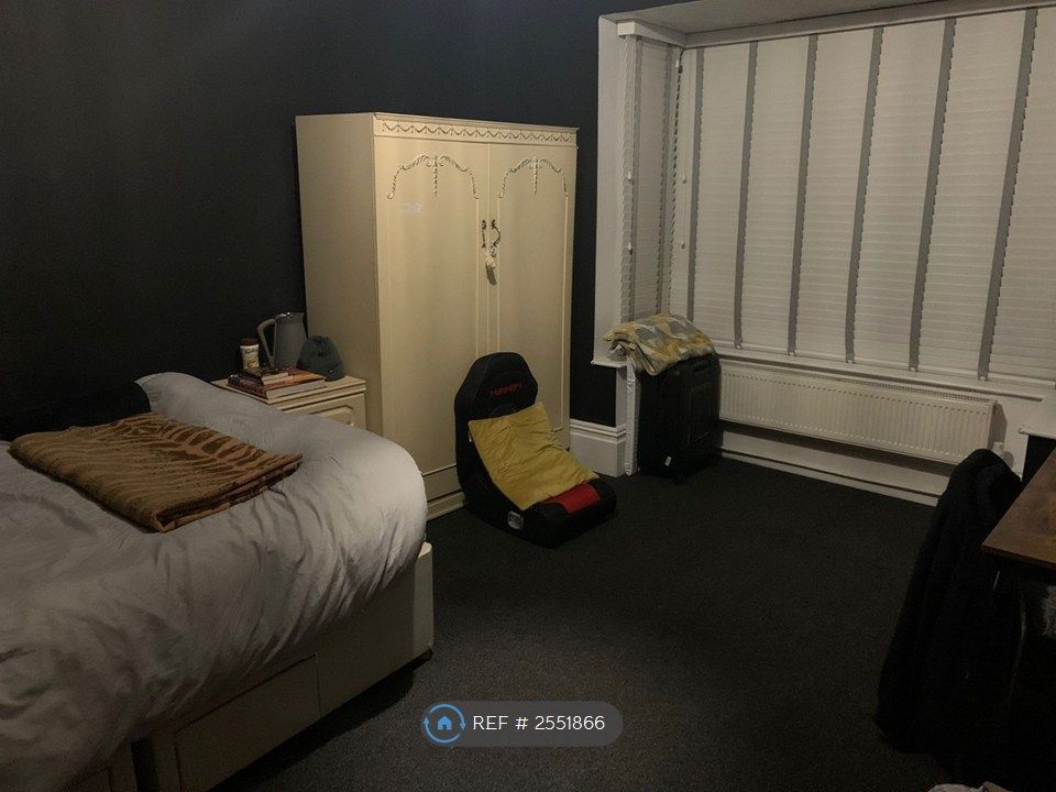 Property photo 1 of 10 Room To Let - View 1