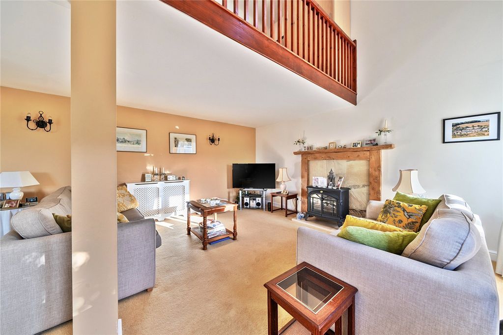 Property photo 3 of 24 Picture No. 16