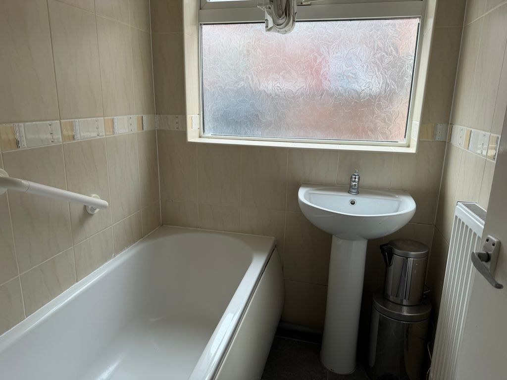 Property photo 3 of 11 Img_1565