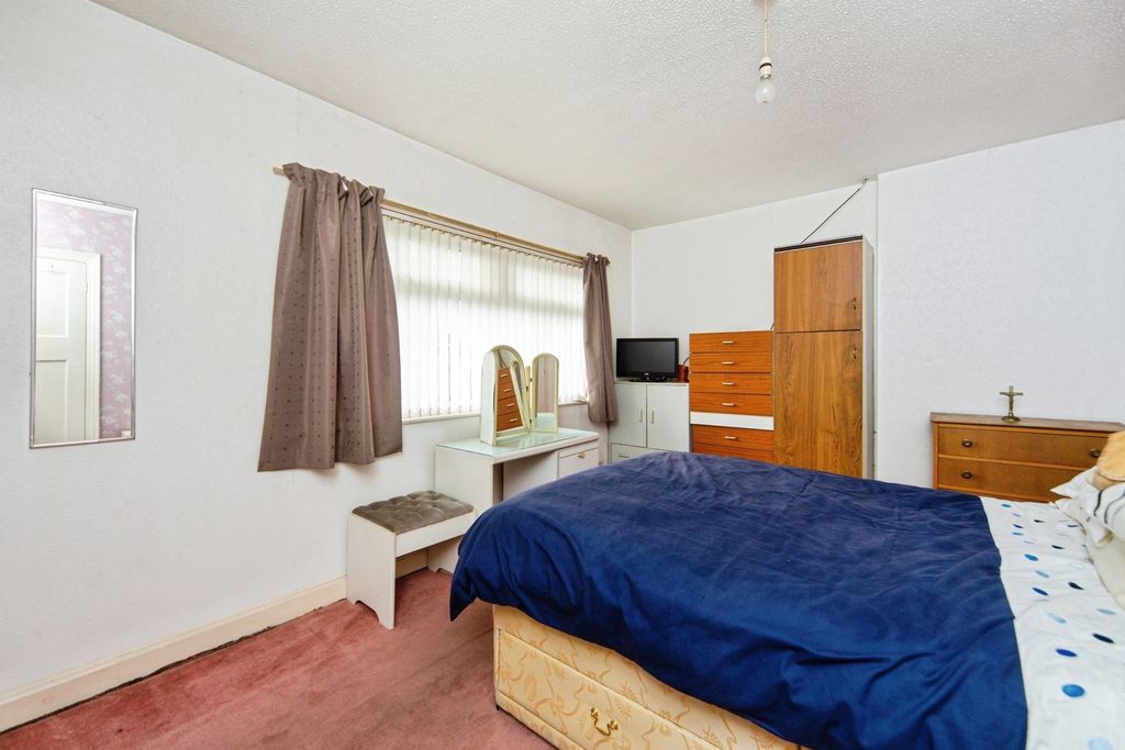 Property photo 2 of 38 Pbox-Img.Jpg