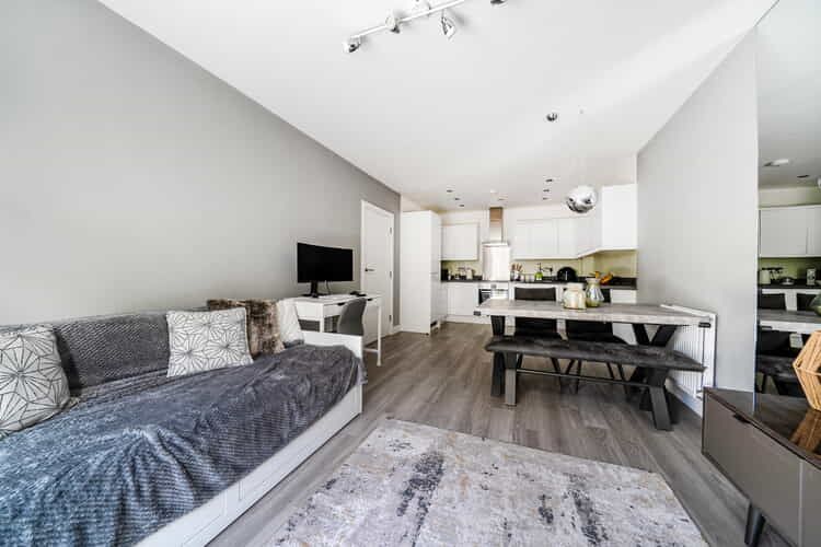 Property photo 2 of 19