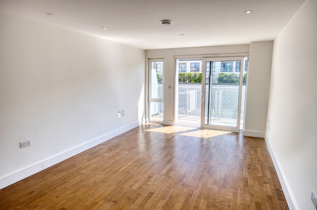 Property photo 2 of 15 3F7A0263_Hdr 4