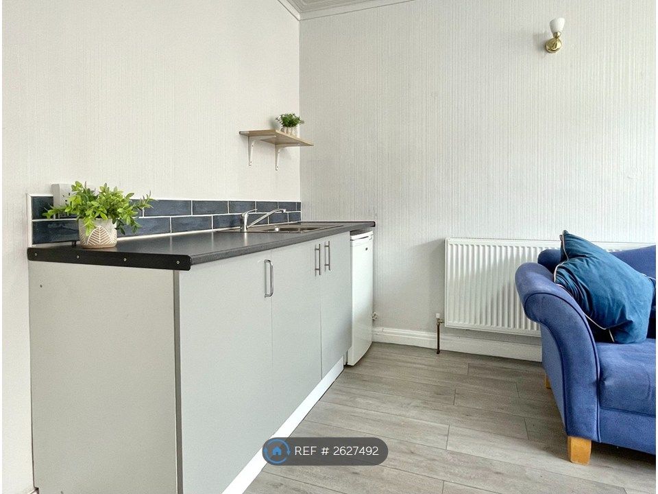 Property photo 2 of 11 Own Kitchenette
