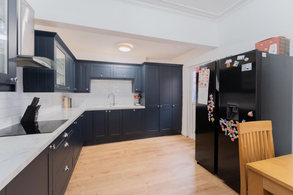 Property photo 3 of 23 _Dsc4958-Hdr.Jpg