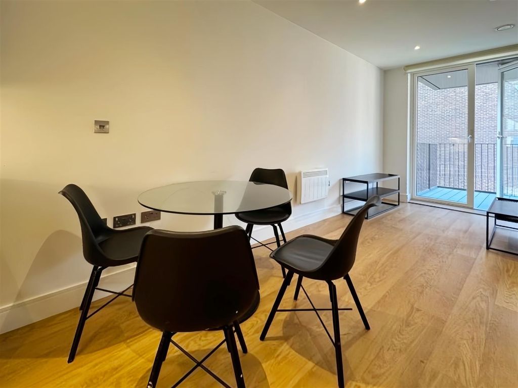 Property photo 3 of 19 B67A306B735F696Ebe4B19968Bf6A474.Jpg