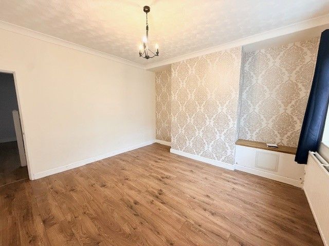 Property photo 3 of 12 Photo