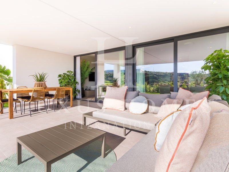 Property photo 2 of 23