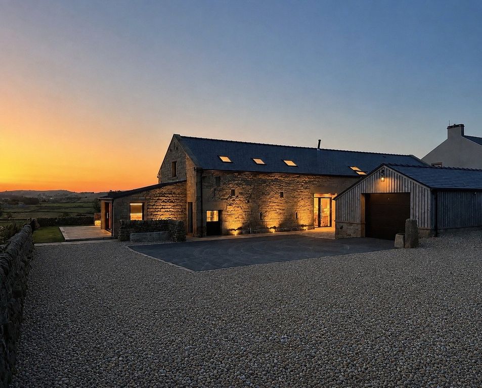Property photo 2 of 32 Twilight