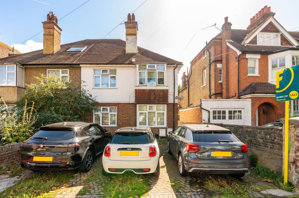 Property photo 1 of 6