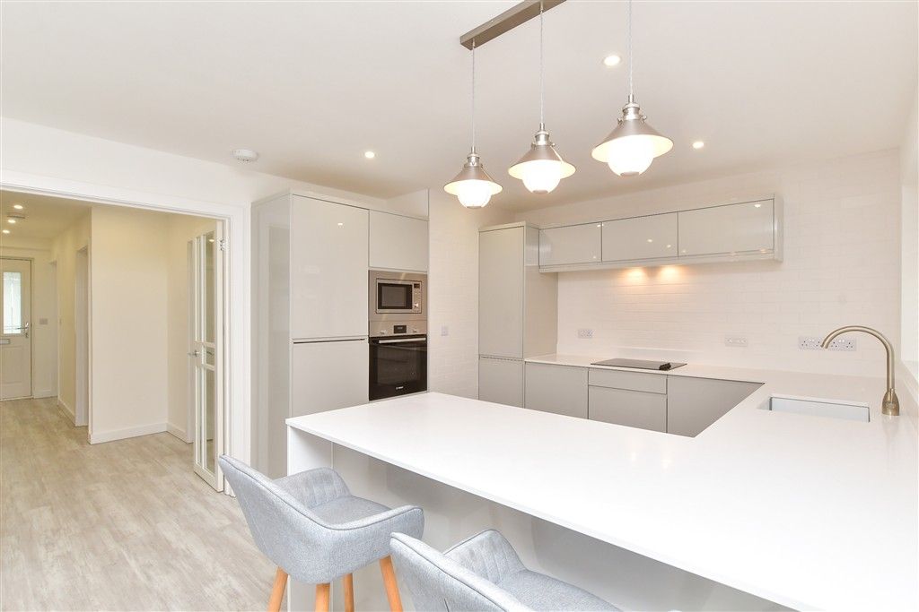 Property photo 1 of 19 Lounge/ Kitchen/ Diner