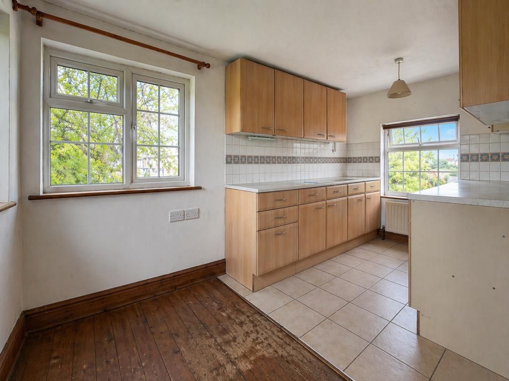 Property photo 3 of 12 Kitchen.Png