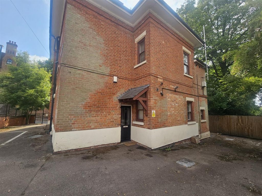 Property photo 2 of 6 1000046283.Jpg