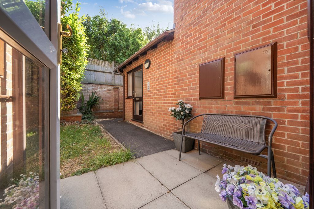 Property photo 3 of 20 External