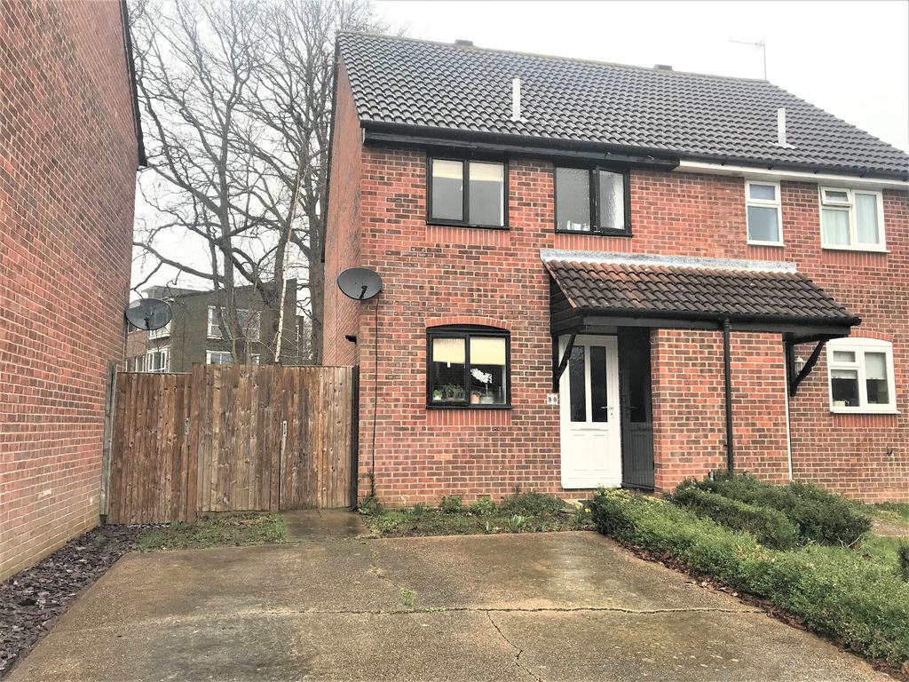 Property photo 1 of 10 Photo 01