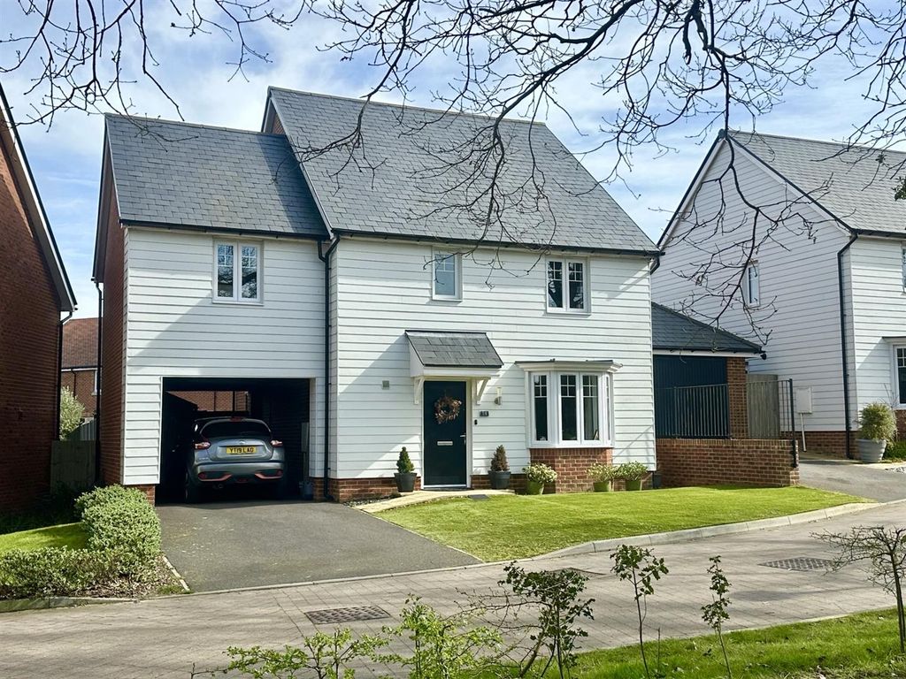 Property photo 1 of 24