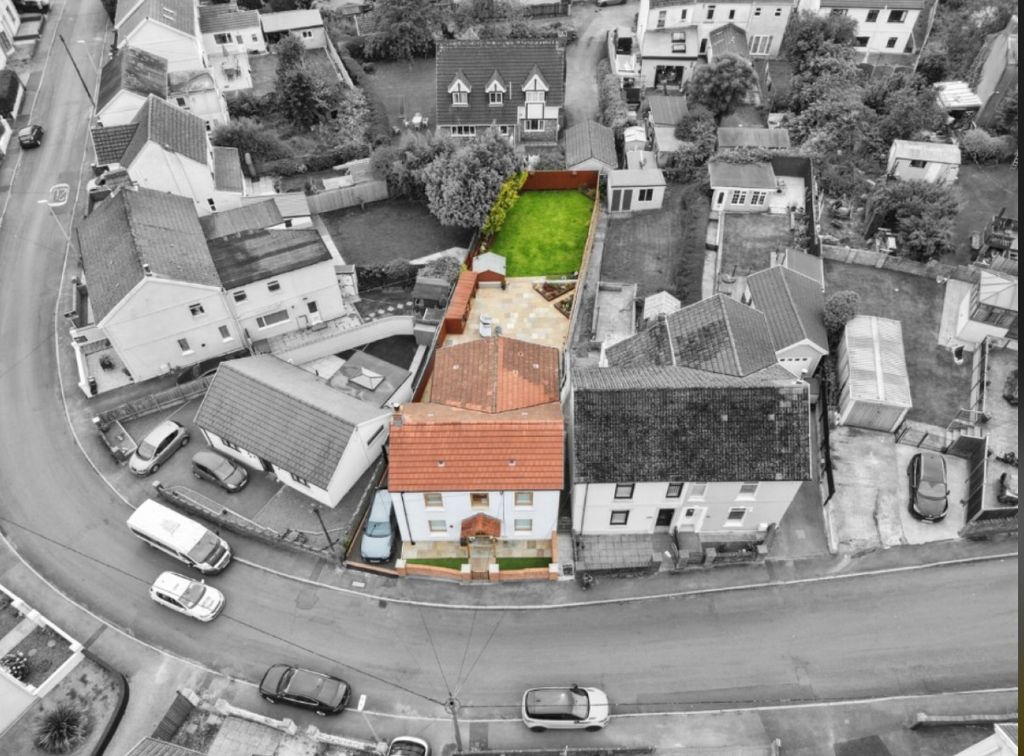 Property photo 1 of 64 5186560