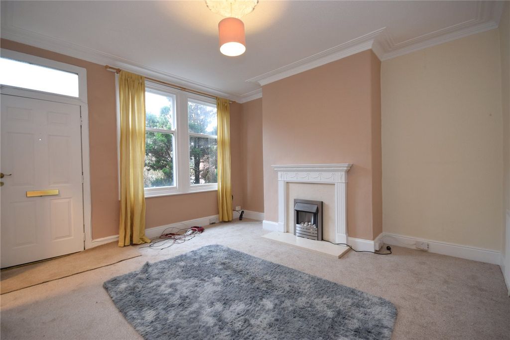 Property photo 2 of 12 Picture No. 37