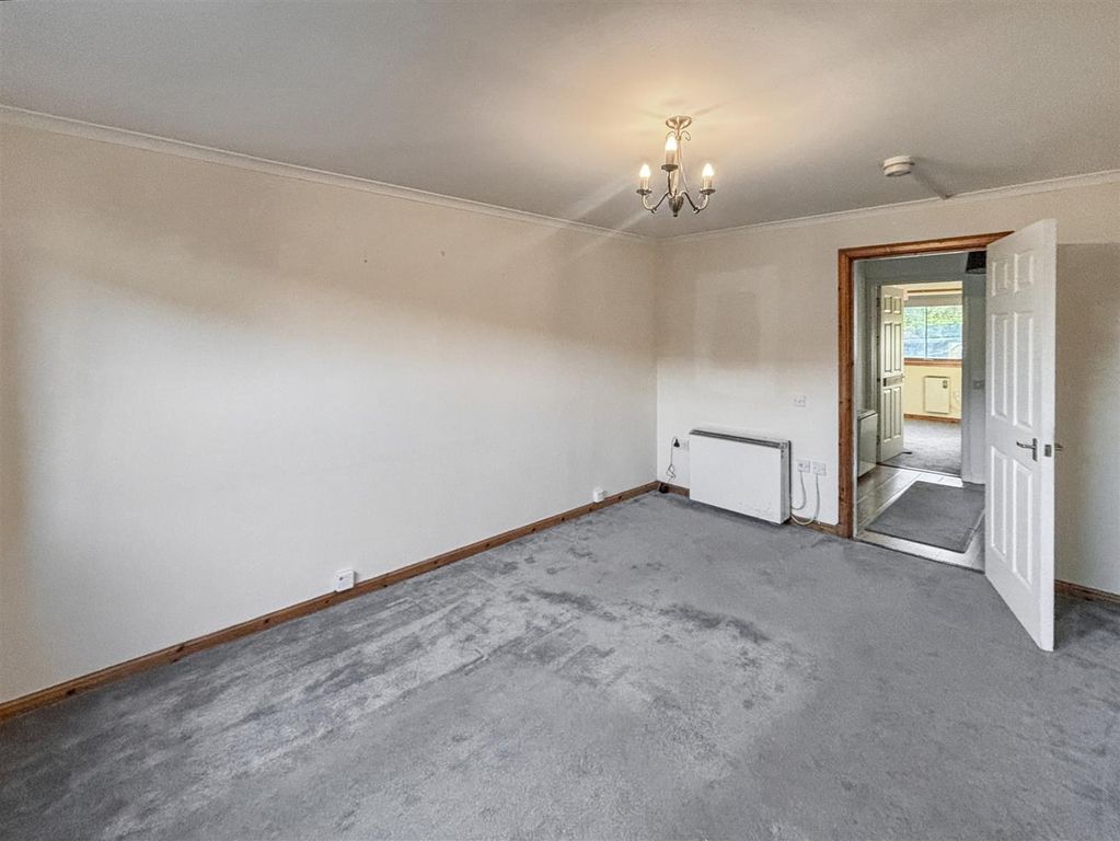 Property photo 3 of 12 Image00003 (1).Jpg