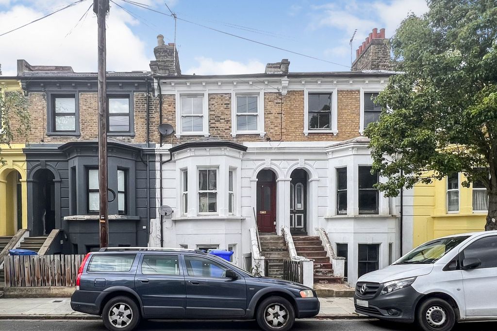 Property photo 2 of 14 6A &amp; 6B Grace's Road, Camberwell, London, Se5 8Pa