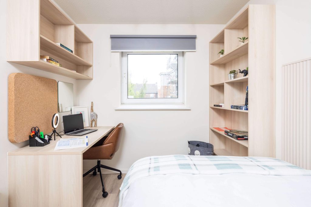 Property photo 2 of 5 21.Jpg