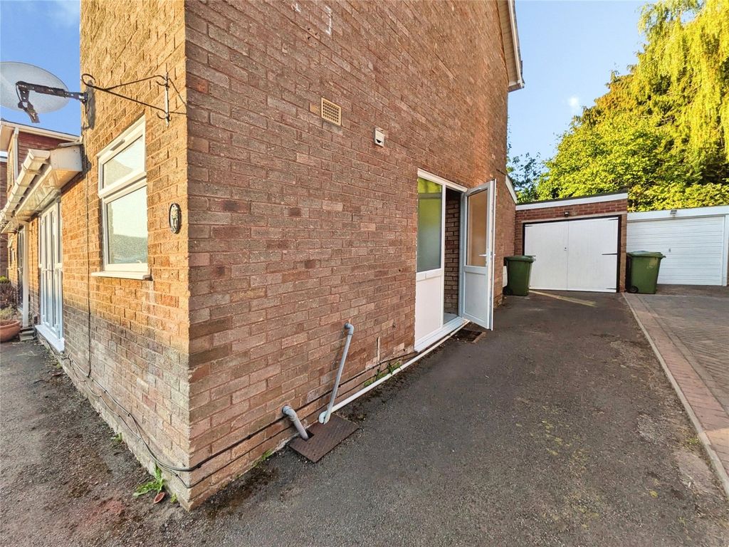 Property photo 3 of 17 Front