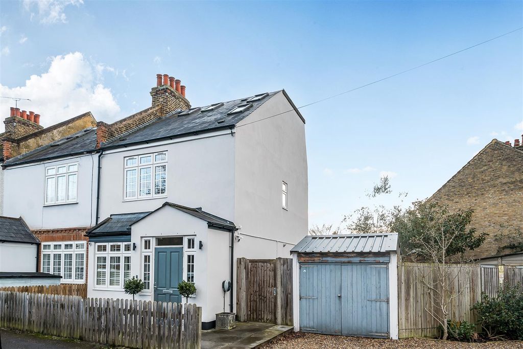 Property photo 1 of 19 1396399-22-695E7A6F78Bc4.Jpg