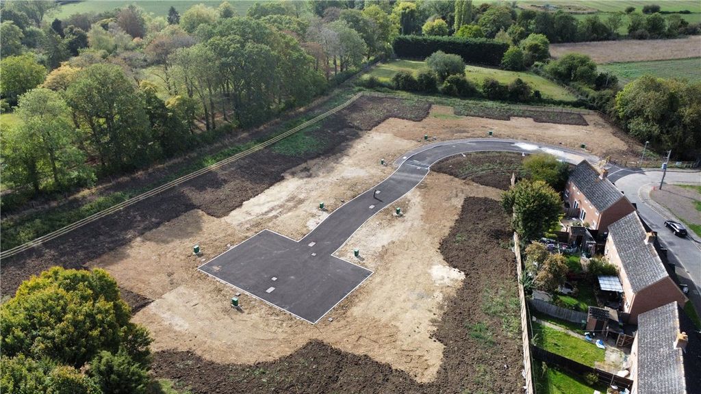 Property photo 1 of 5 Picture No. 06