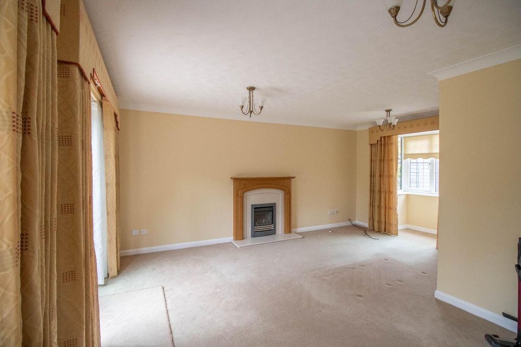 Property photo 2 of 13 Img_2389.Jpg