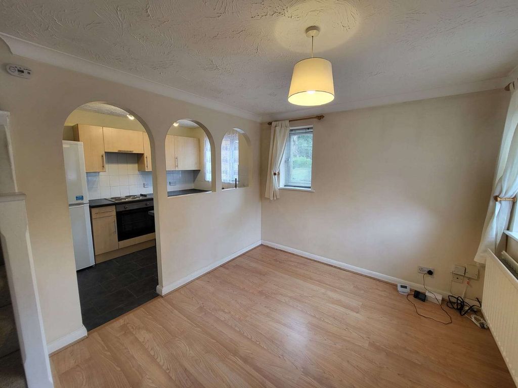 Property photo 3 of 15 Gallery