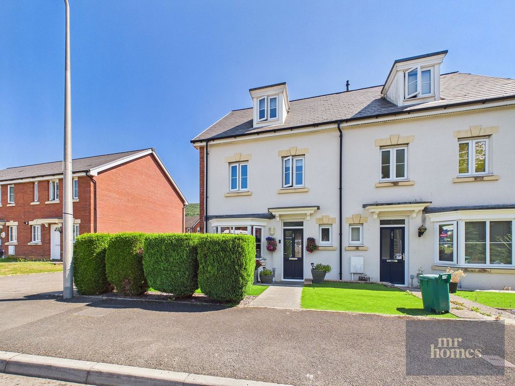 Property photo 1 of 56