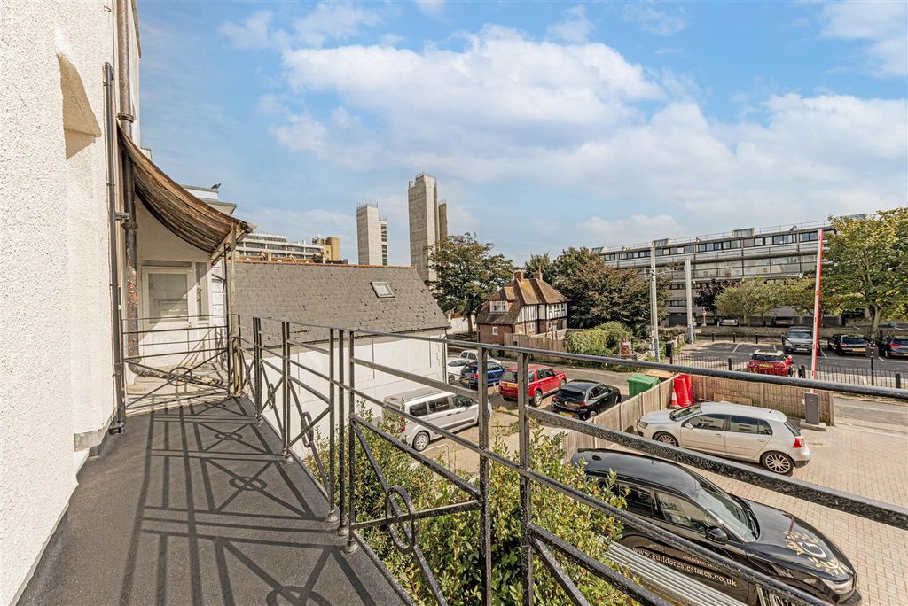 Property photo 2 of 14 L J Imaging-9 v2.Jpg
