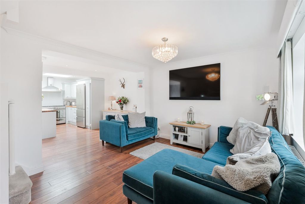 Property photo 3 of 14 Carters Road (10).Jpg