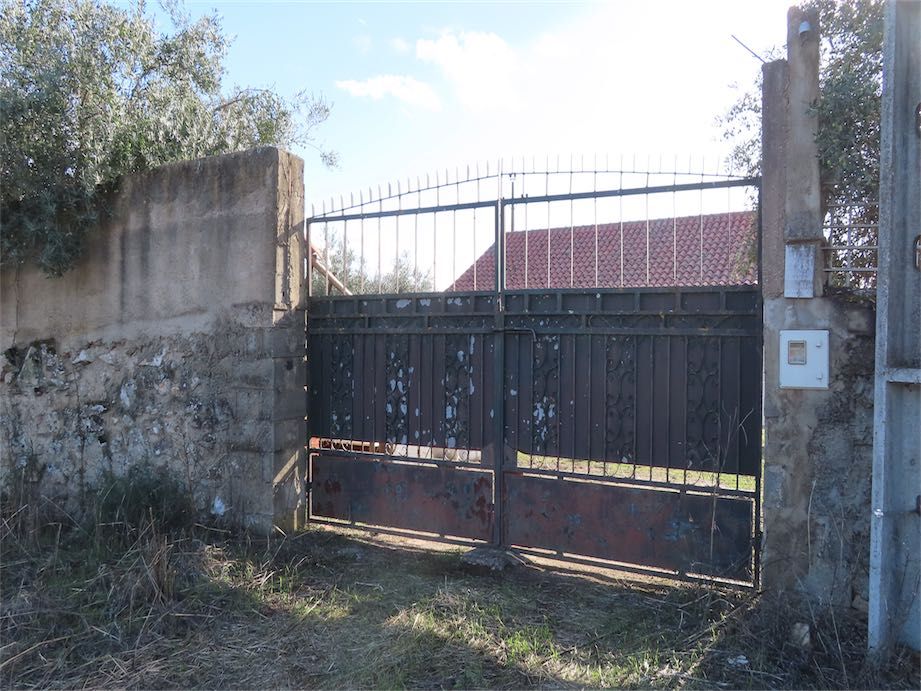 Property photo 3 of 28