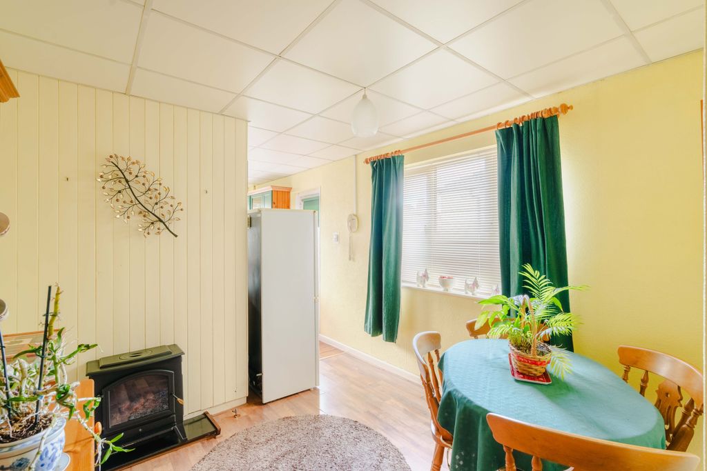 Property photo 3 of 19 Photo 3