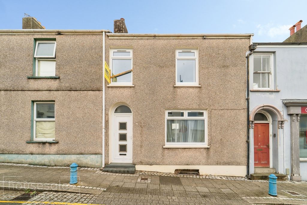 Property photo 2 of 14