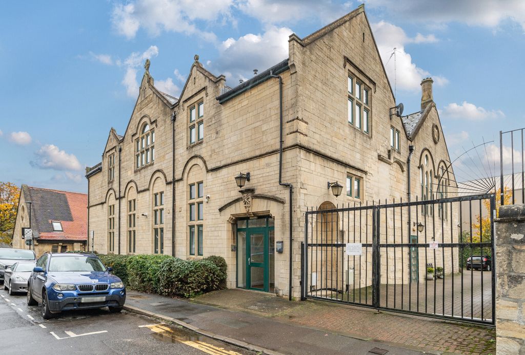 Property photo 1 of 15 Front