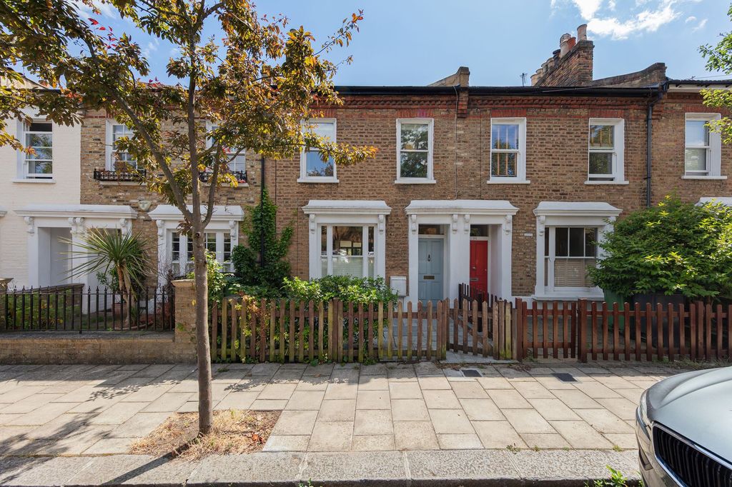 Property photo 1 of 19