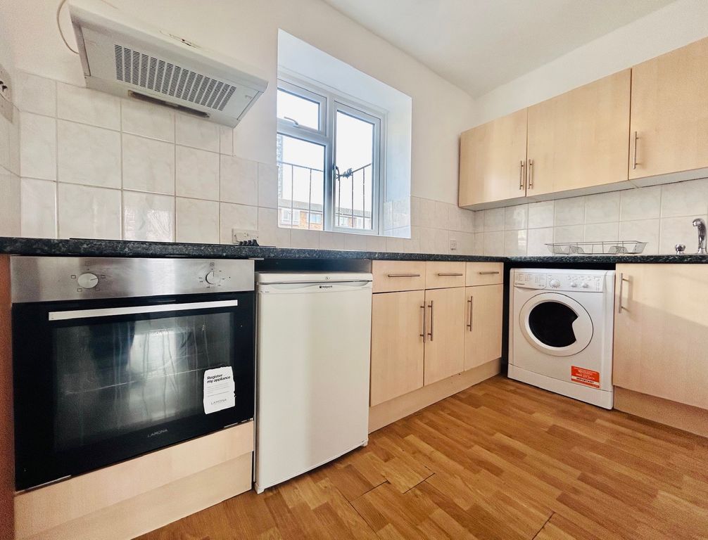 Property photo 3 of 6 Image