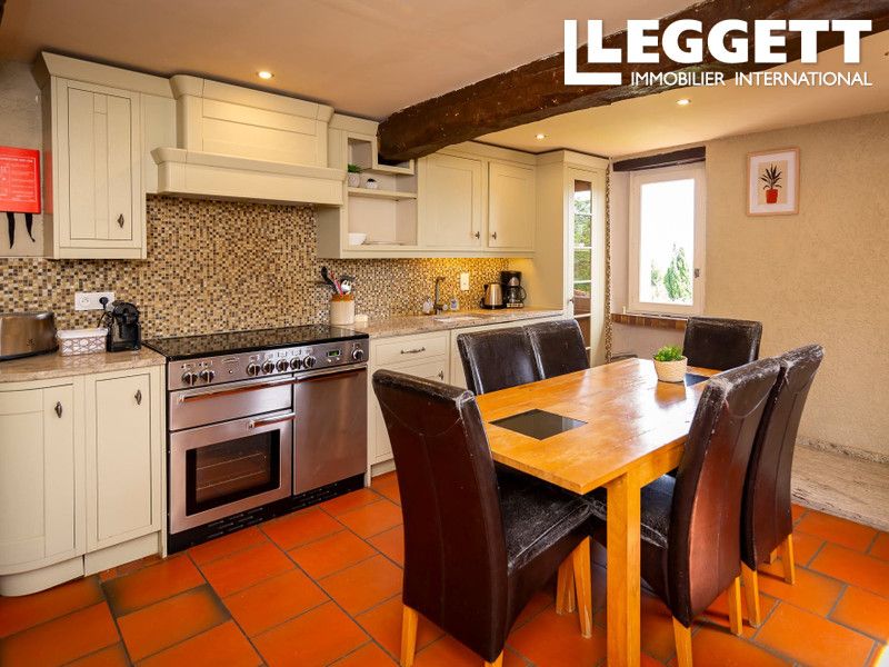 Property photo 3 of 10