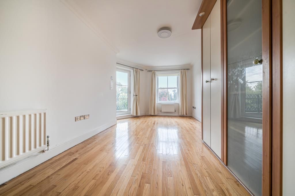 Property photo 3 of 14 Bedroom