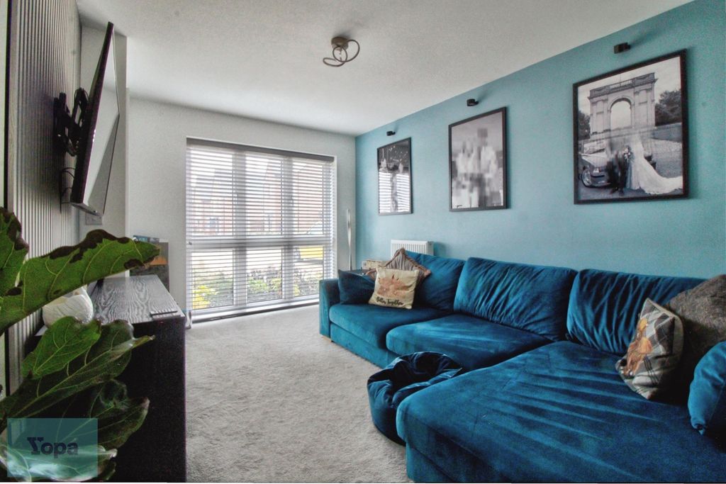 Property photo 3 of 17 User_Edited_Photo-8B08A10d_User-Edited-F5270c8d-A0