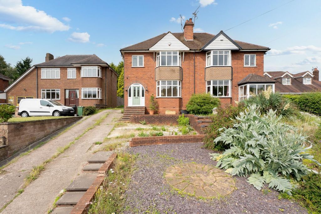 Property photo 1 of 17 Wolverhampton Road-19.Jpg