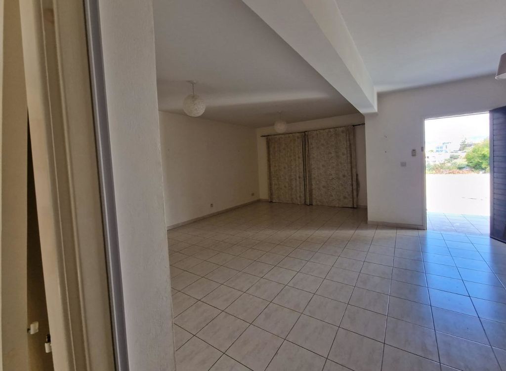 Property photo 2 of 19 Living Area Entrance
