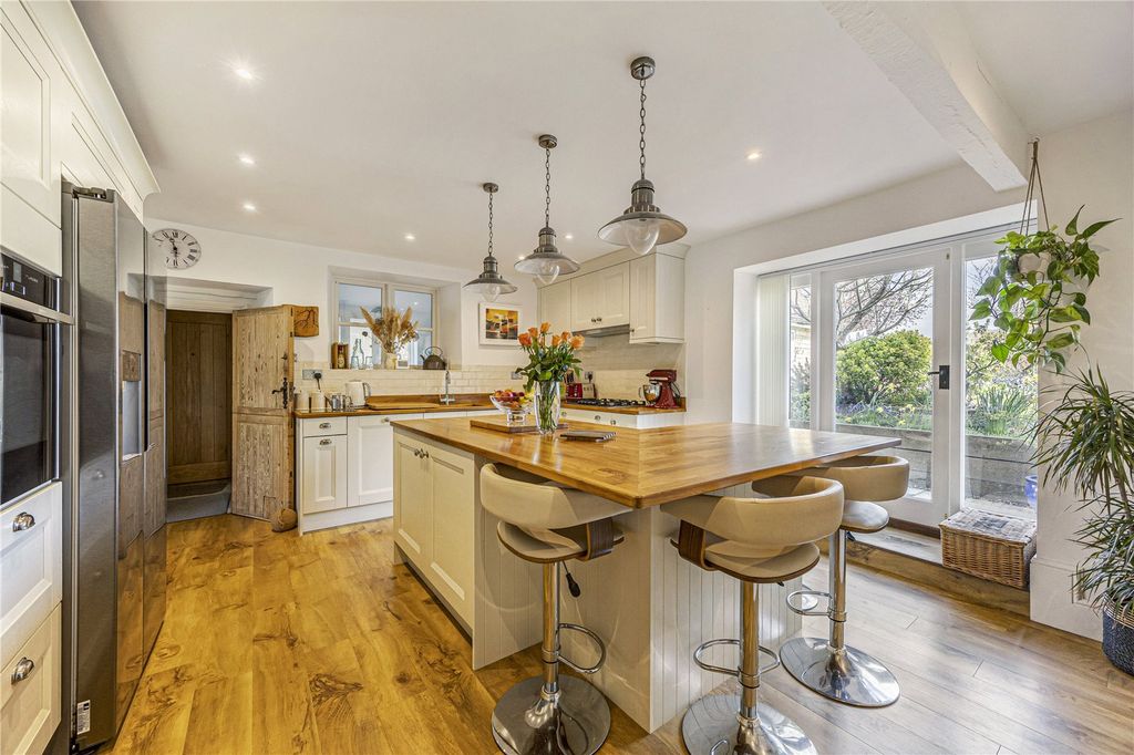 Property photo 3 of 14 Picture No. 05